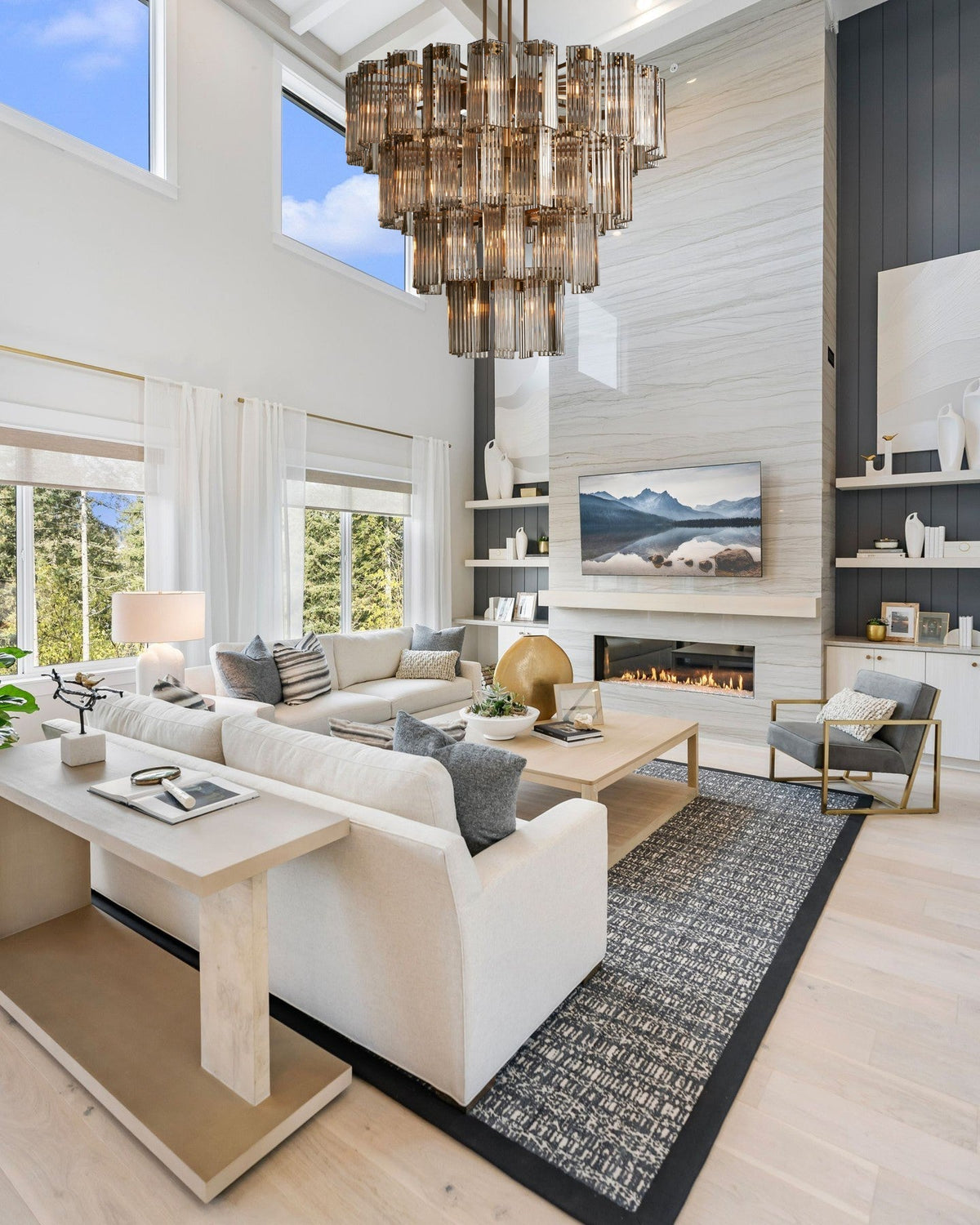 Delsie Round Chandelier