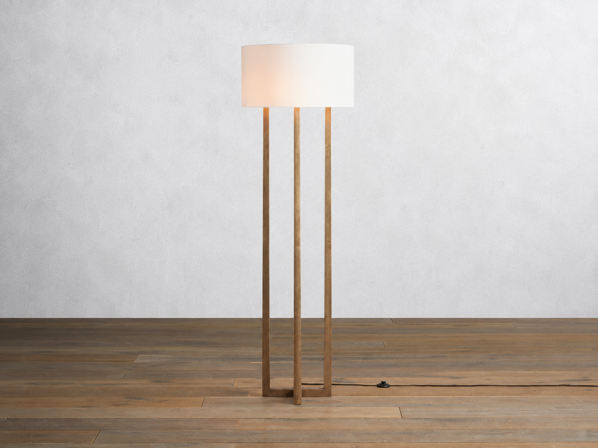 Lumaire Floor Light