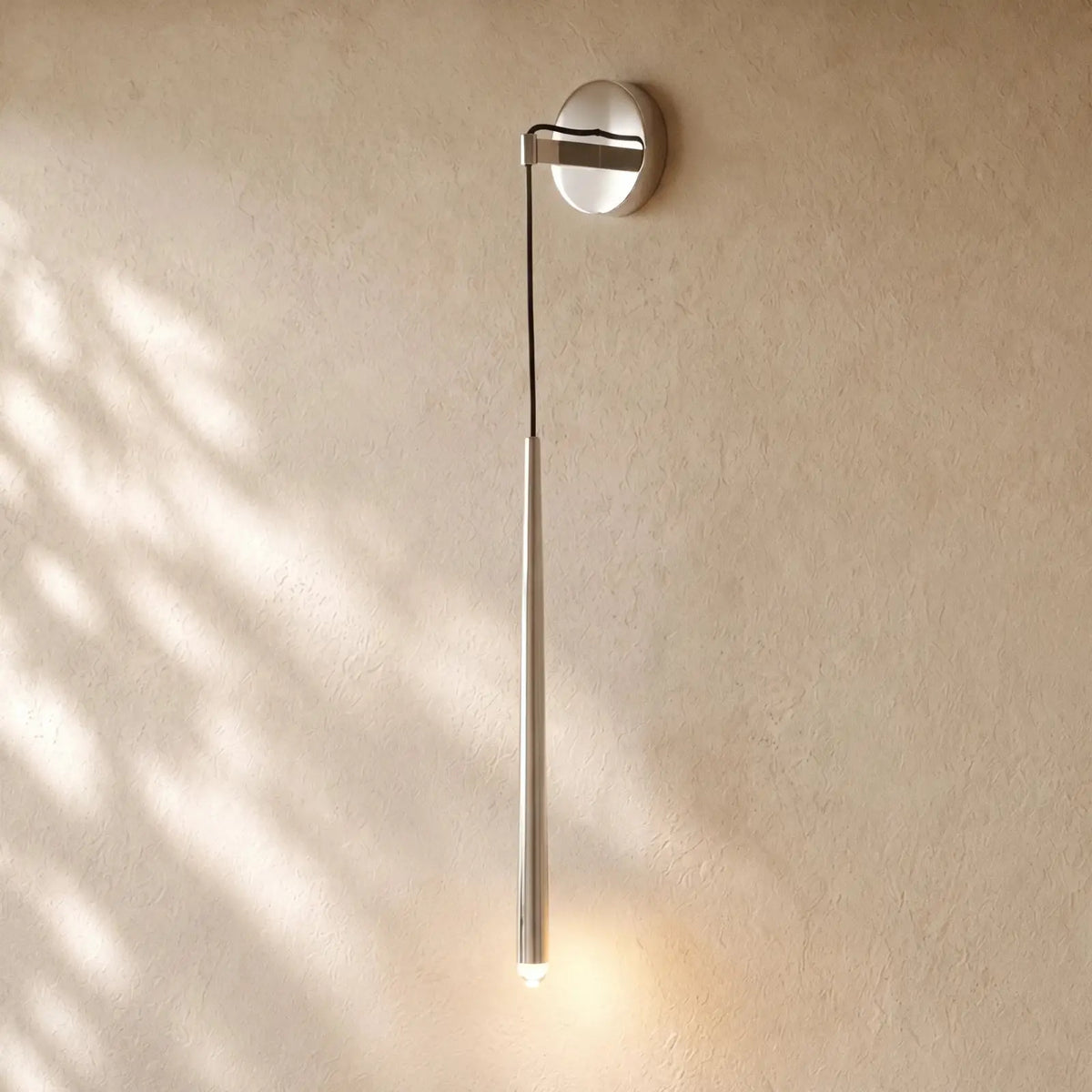 Aqaitaiva Sconce - Nickel / 38“