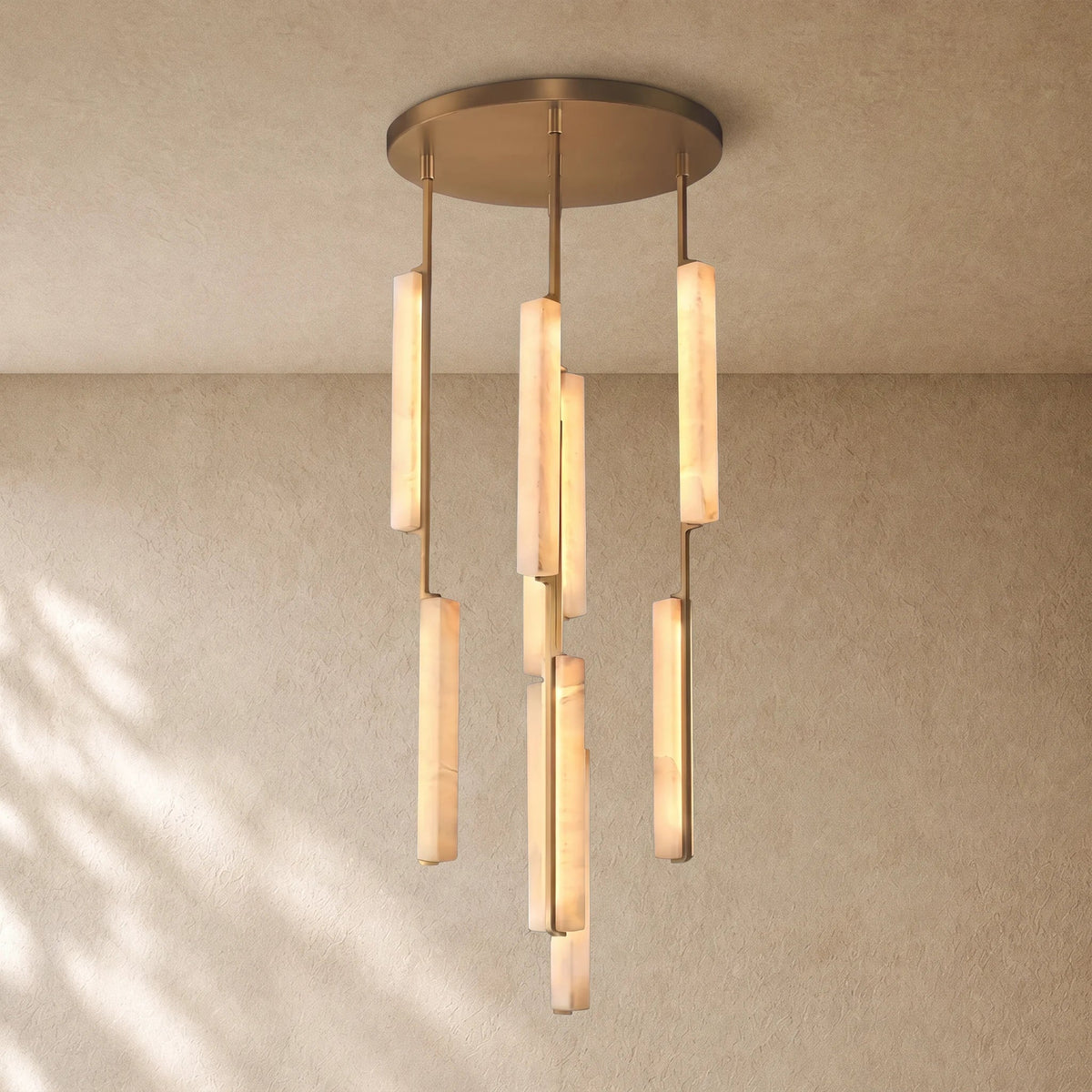 Audubom Alabaster Round Chandelier - 24’’ / Brass / Classic