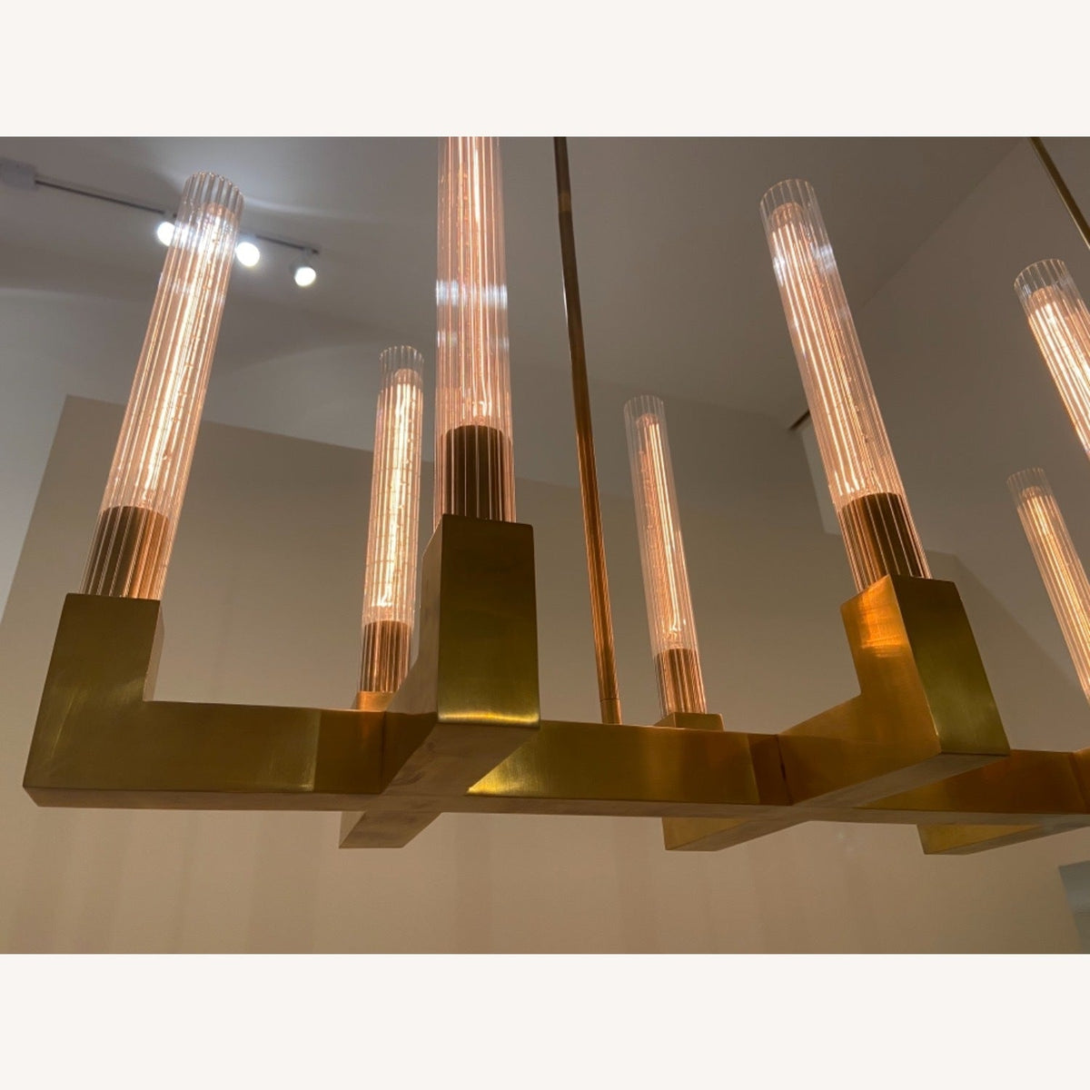 Bannele Linear Chandelier - briglamps