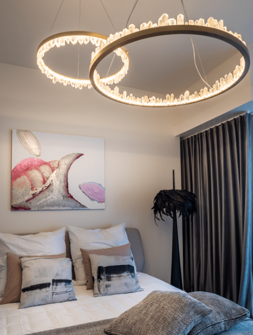Modern Style Rings Brass & Natural Quartz Crystal Chandelier in Brass/Black Finish - 1 Tier / D23.6" * H4"BrassWarm Lightbriglamps