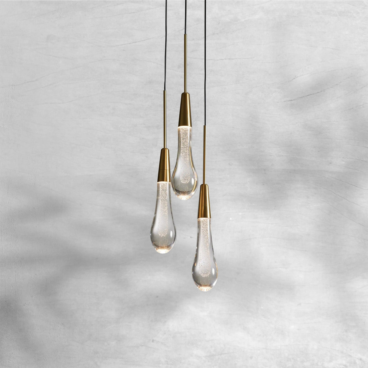 Soltaire Single Light / 3-light Pendant - Brig
