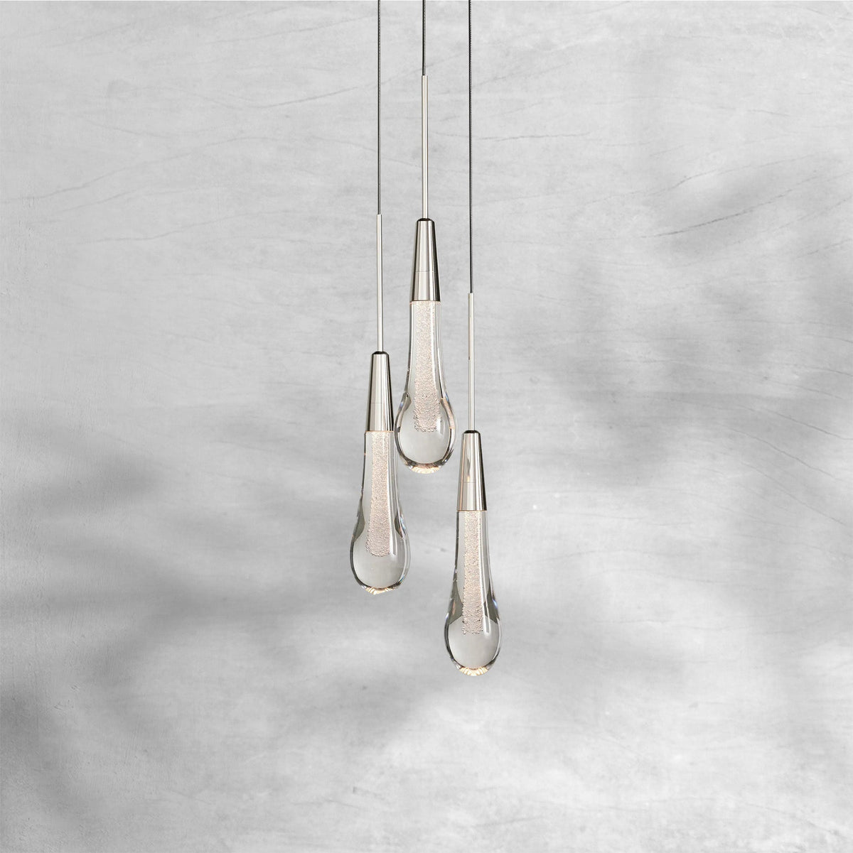 Soltaire Single Light / 3-light Pendant - Brig