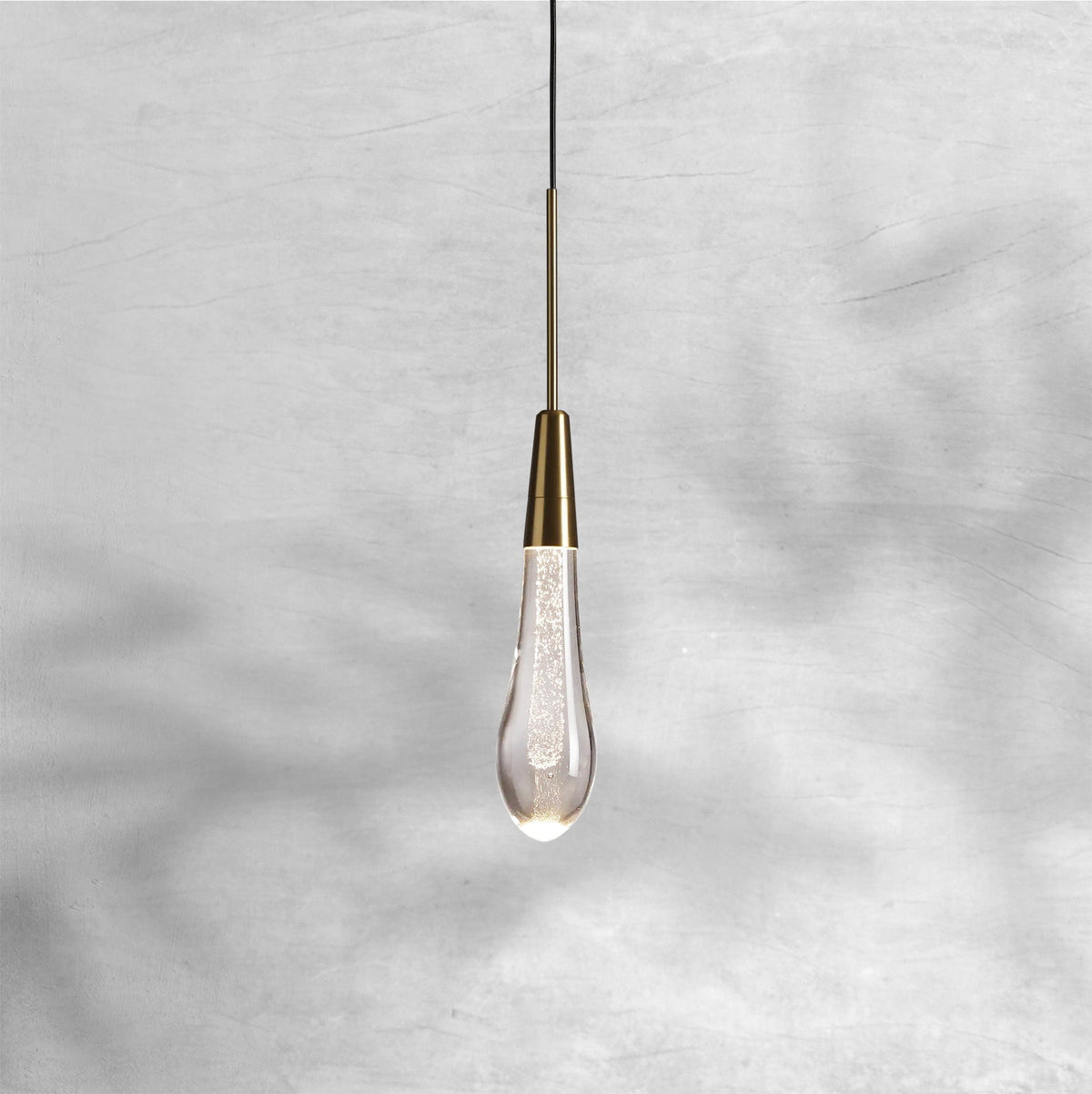 Soltaire Single Light / 3-light Pendant - Brig