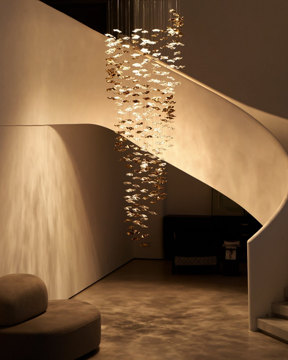 Veloria Fluid Chandelier - briglamps